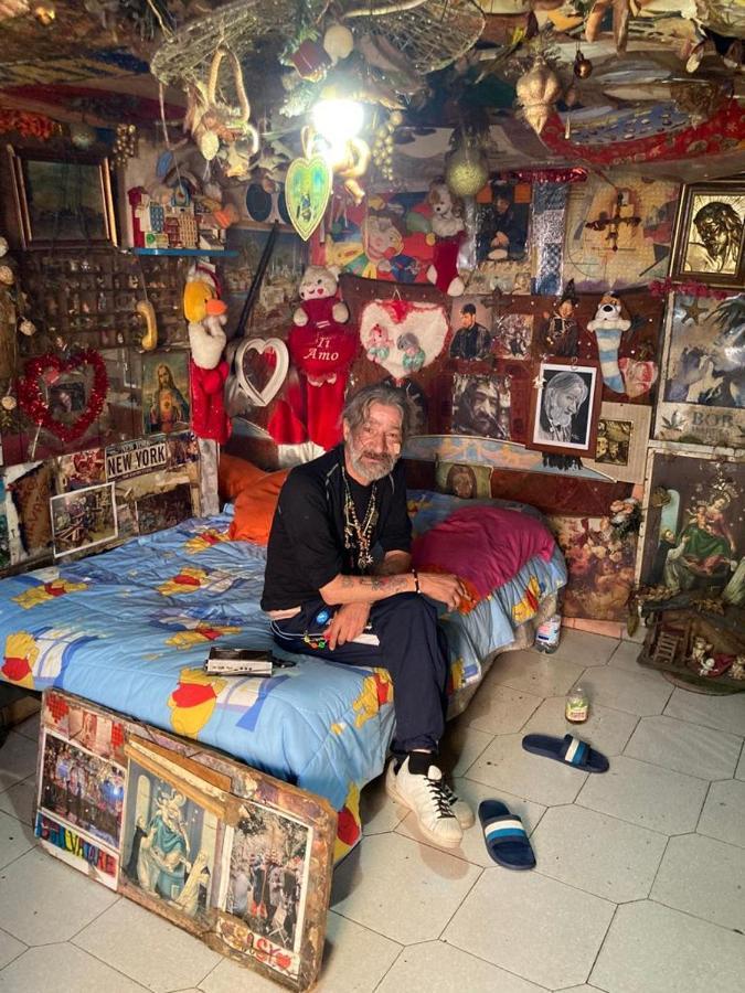 A Casa Di Nonna Ida, Nel Cuore Pulsante Di Napoli Ngoại thất bức ảnh